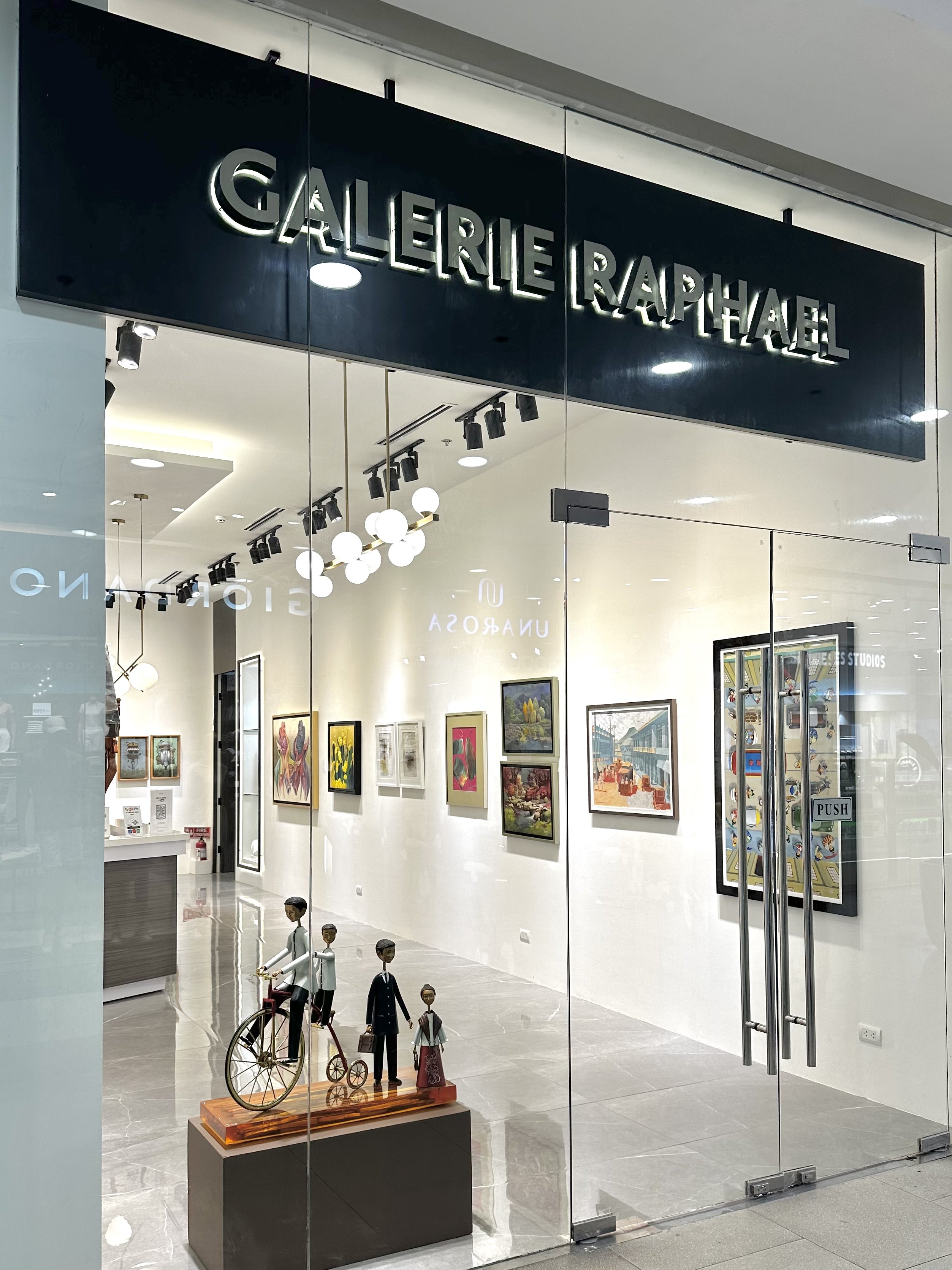 Galerie Raphael, Pampanga