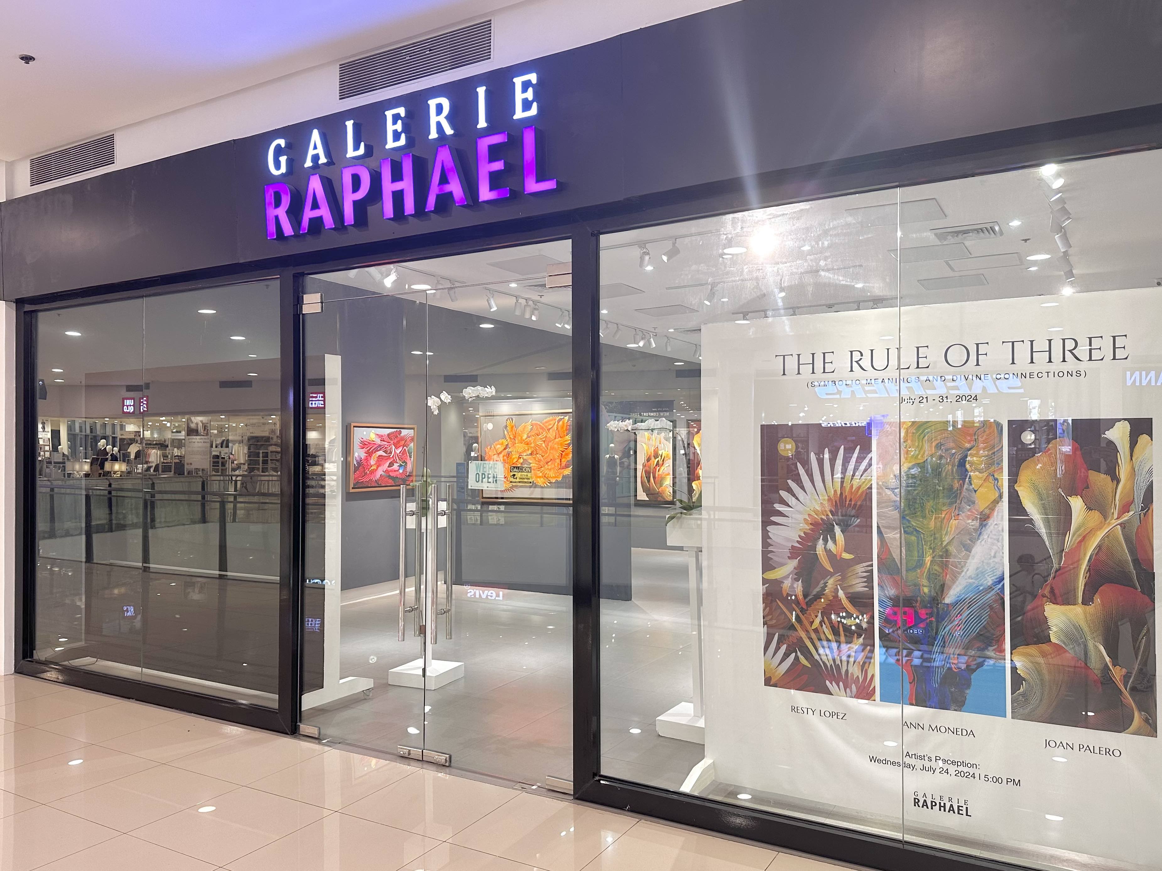 Galerie Raphael, U.P. Town Center